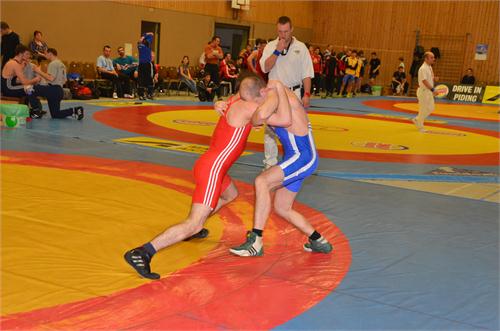 Bezirksmeisterschaft greco in Anger 2011 078.JPG