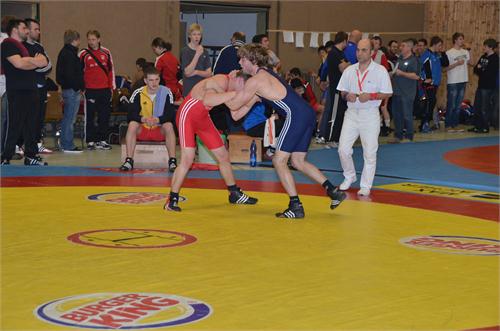 Bezirksmeisterschaft greco in Anger 2011 153.JPG