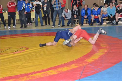 Bezirksmeisterschaft greco in Anger 2011 396.JPG