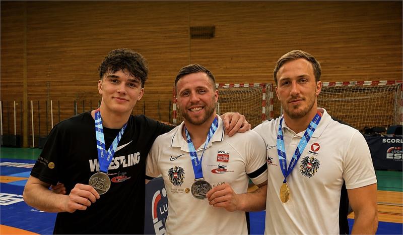 Medaillenregen für die Walser Ringer beim Weltcup in Madrid